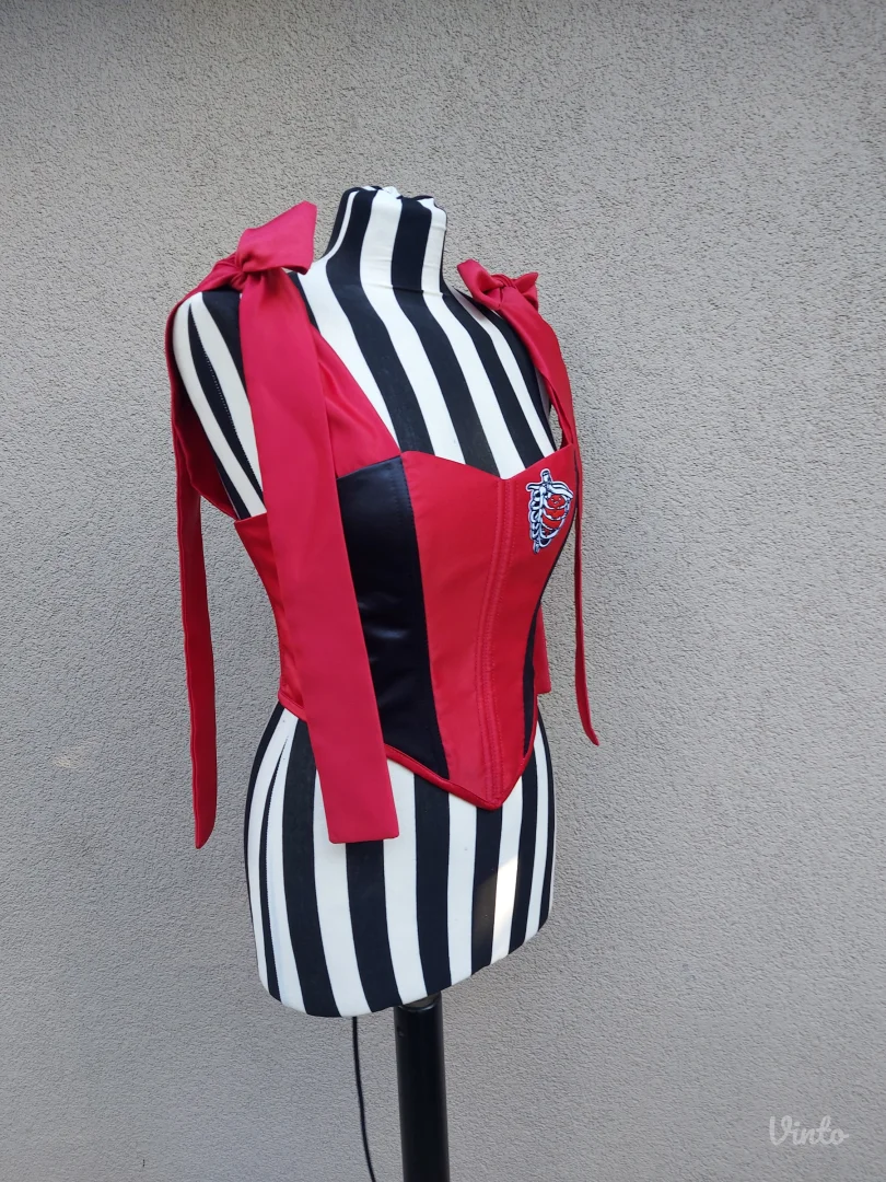 Crveno crni korset sa mašna bretelama