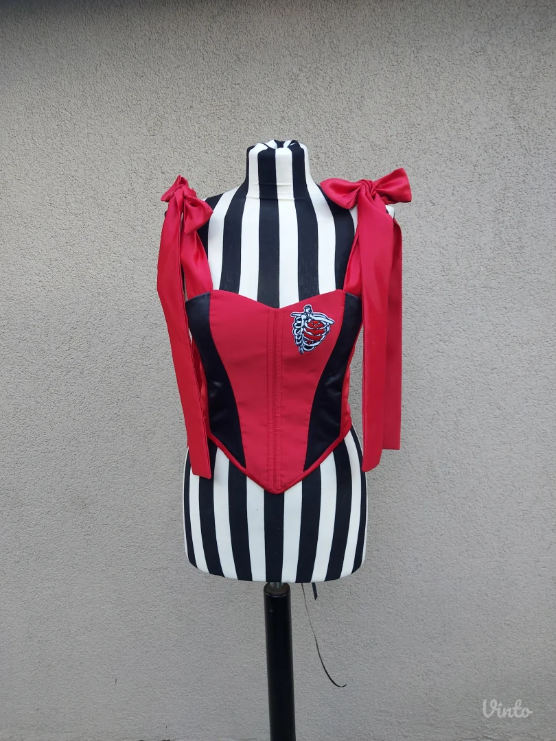 Crveno crni korset sa mašna bretelama