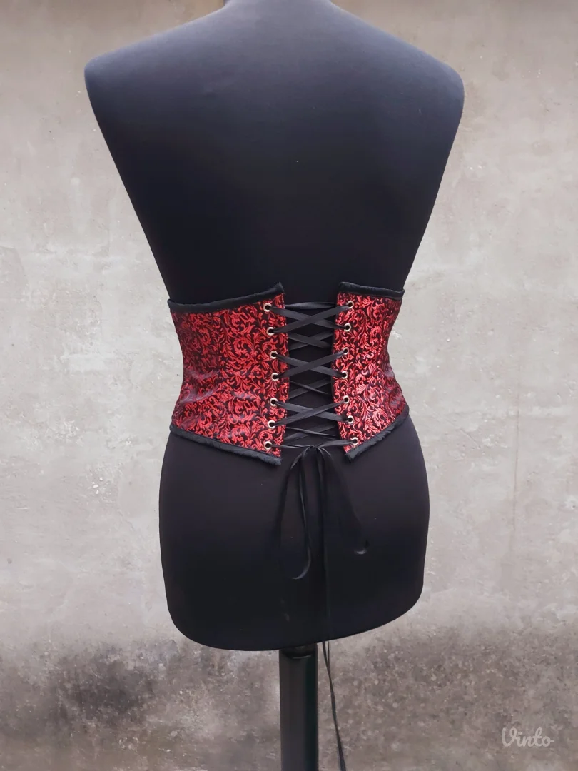 Crveno crni podgrudni korset