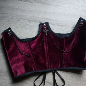 Bordo korset sa priveskom