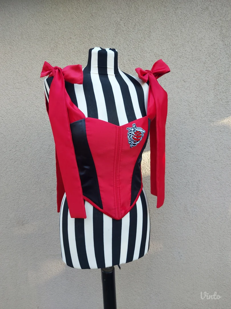 Crveno crni korset sa mašna bretelama