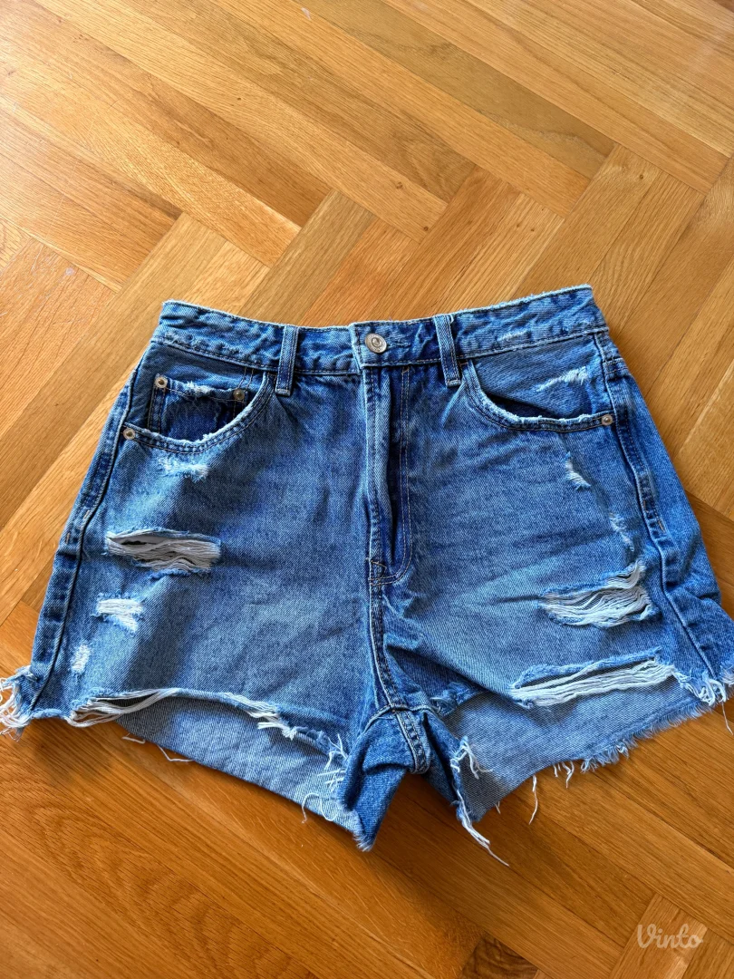 Stradivarius ženski teksas šorts S