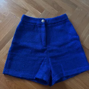 Reserved ženski šorts XS