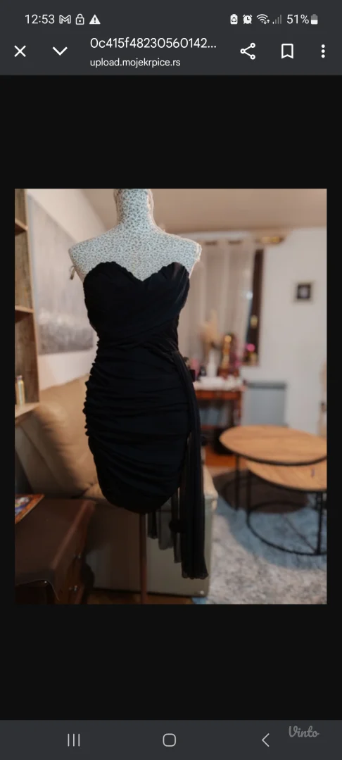 Rare elegantna crna haljina