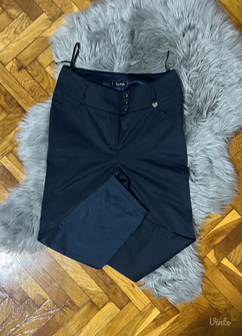 Luna pantalone