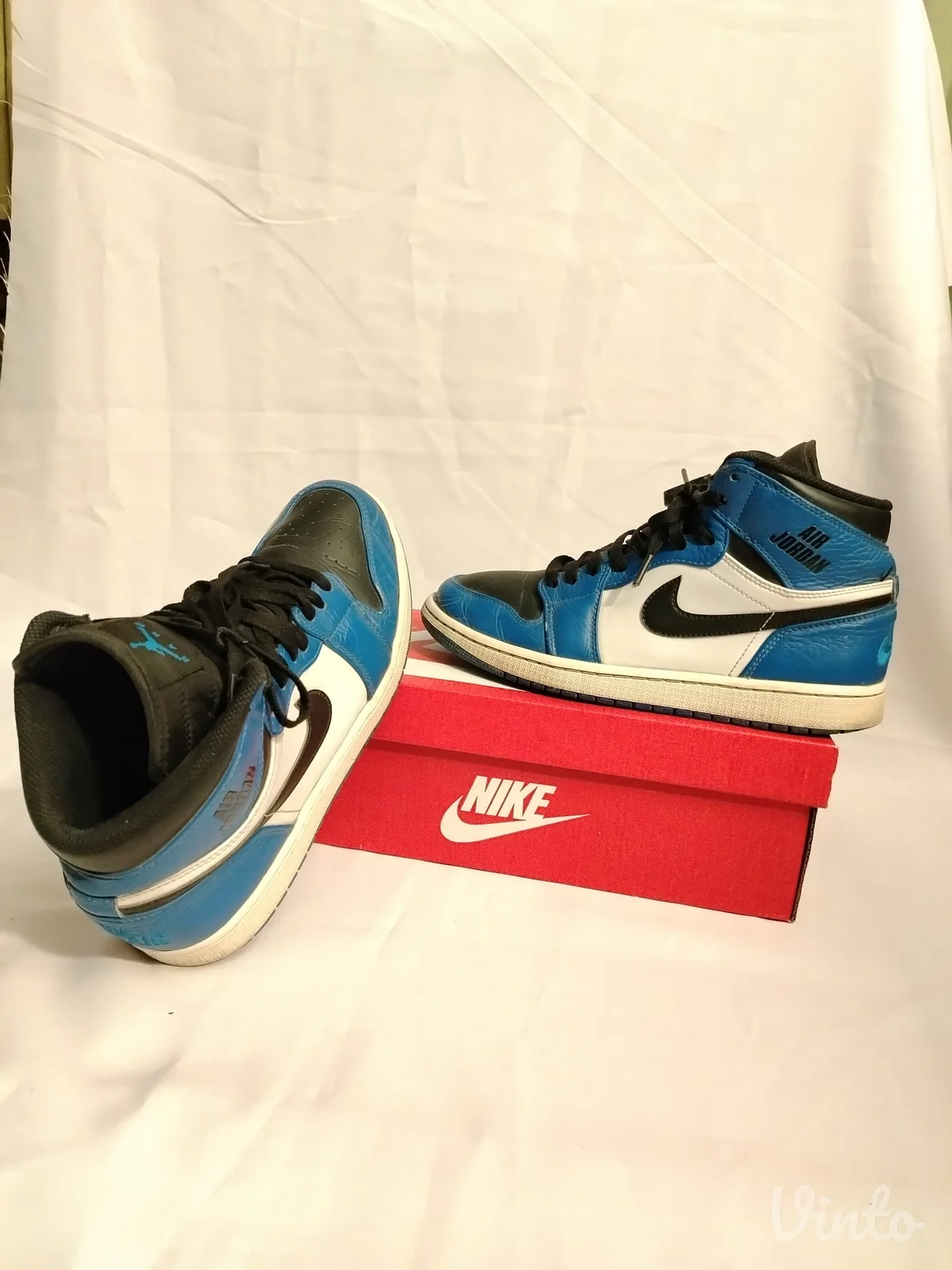 Nike Air Jordan 1 High Rare Blue