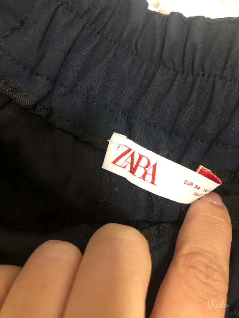 Zara teget pantalone