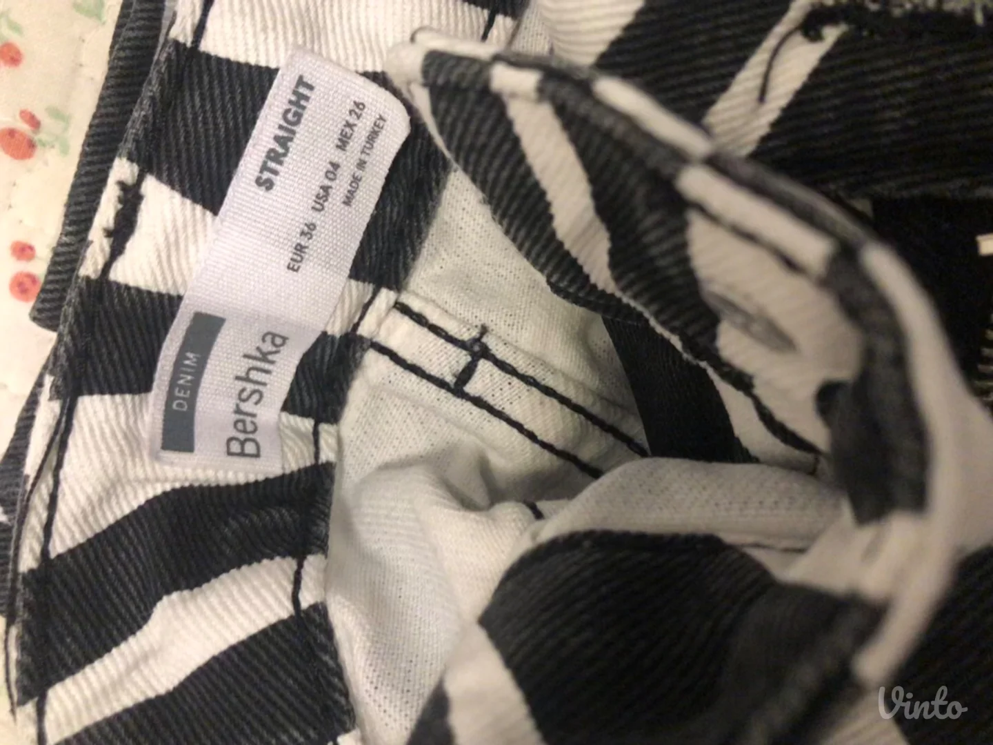 Bershka zebraste farmerice