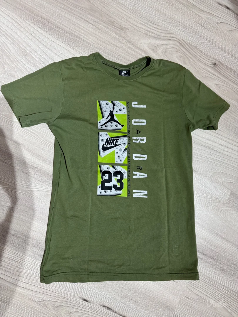 Nike - zelena majica