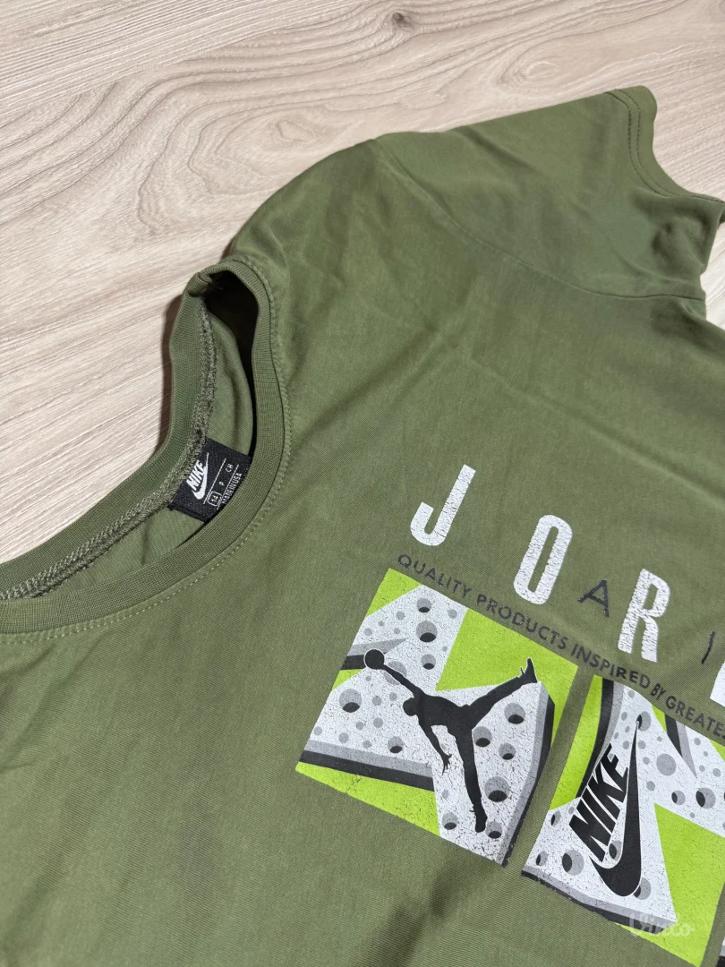 Nike - zelena majica