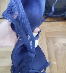 Grudnjak Sinsay 75B novo