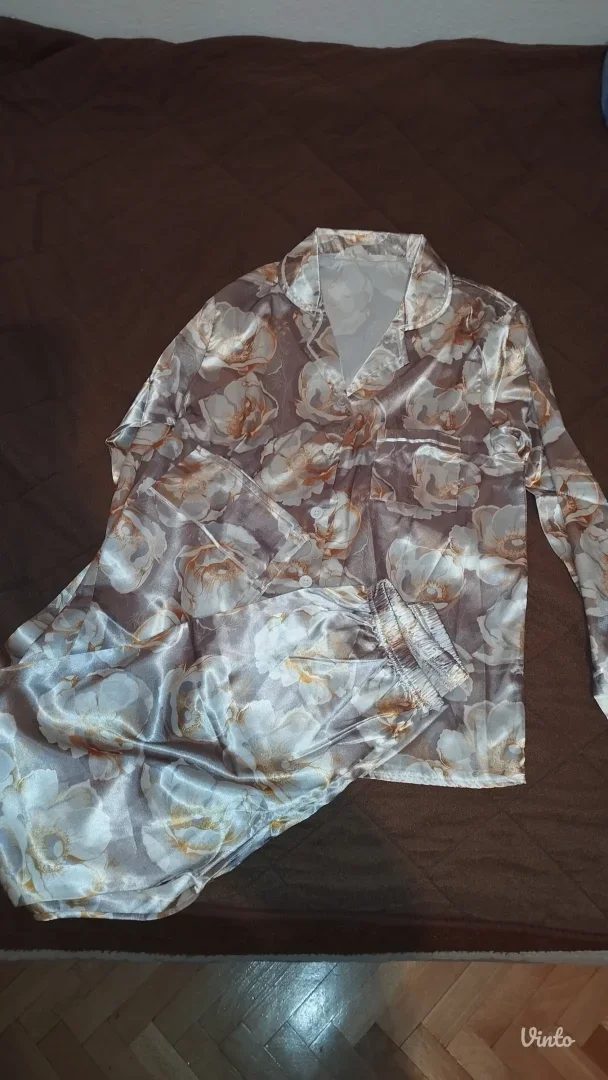 Pidzame satenske novo