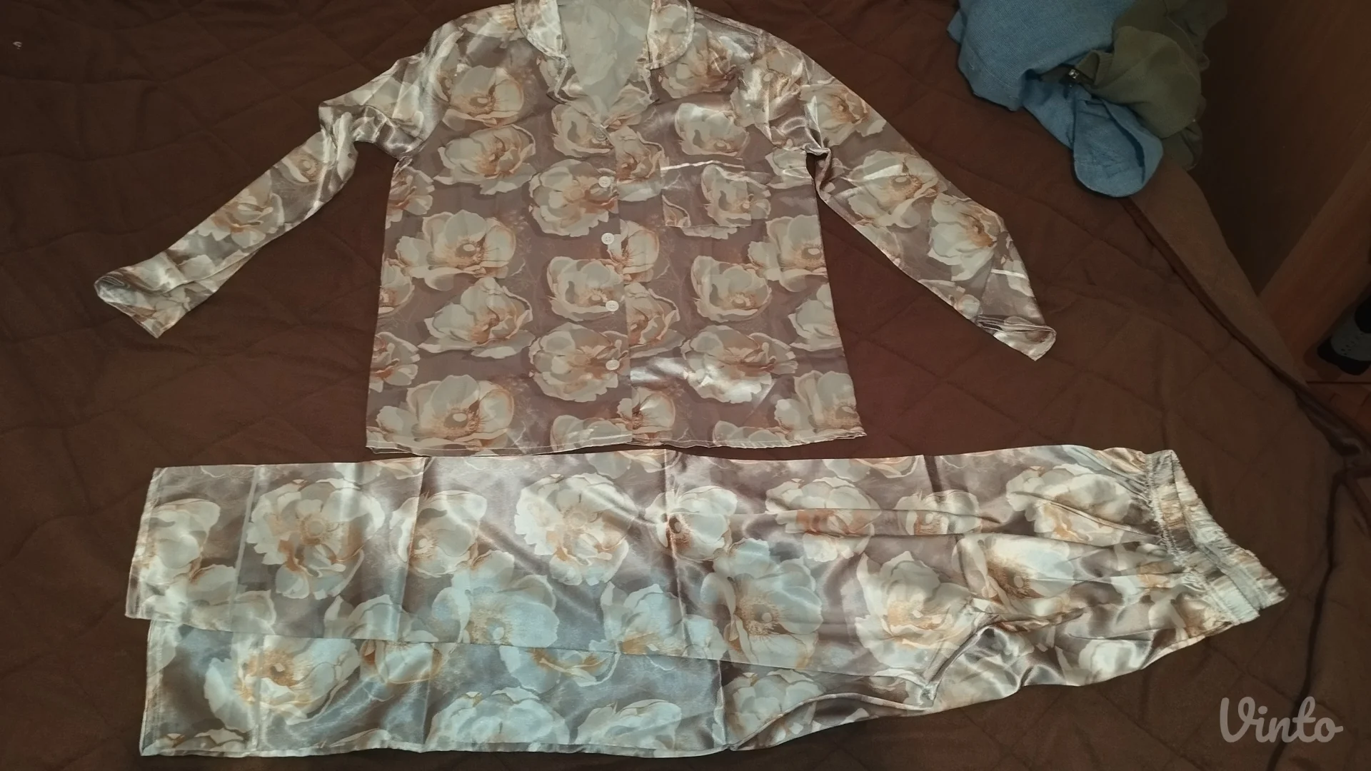 Pidžame satenske novo