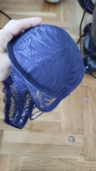 Grudnjak Sinsay 75B novo