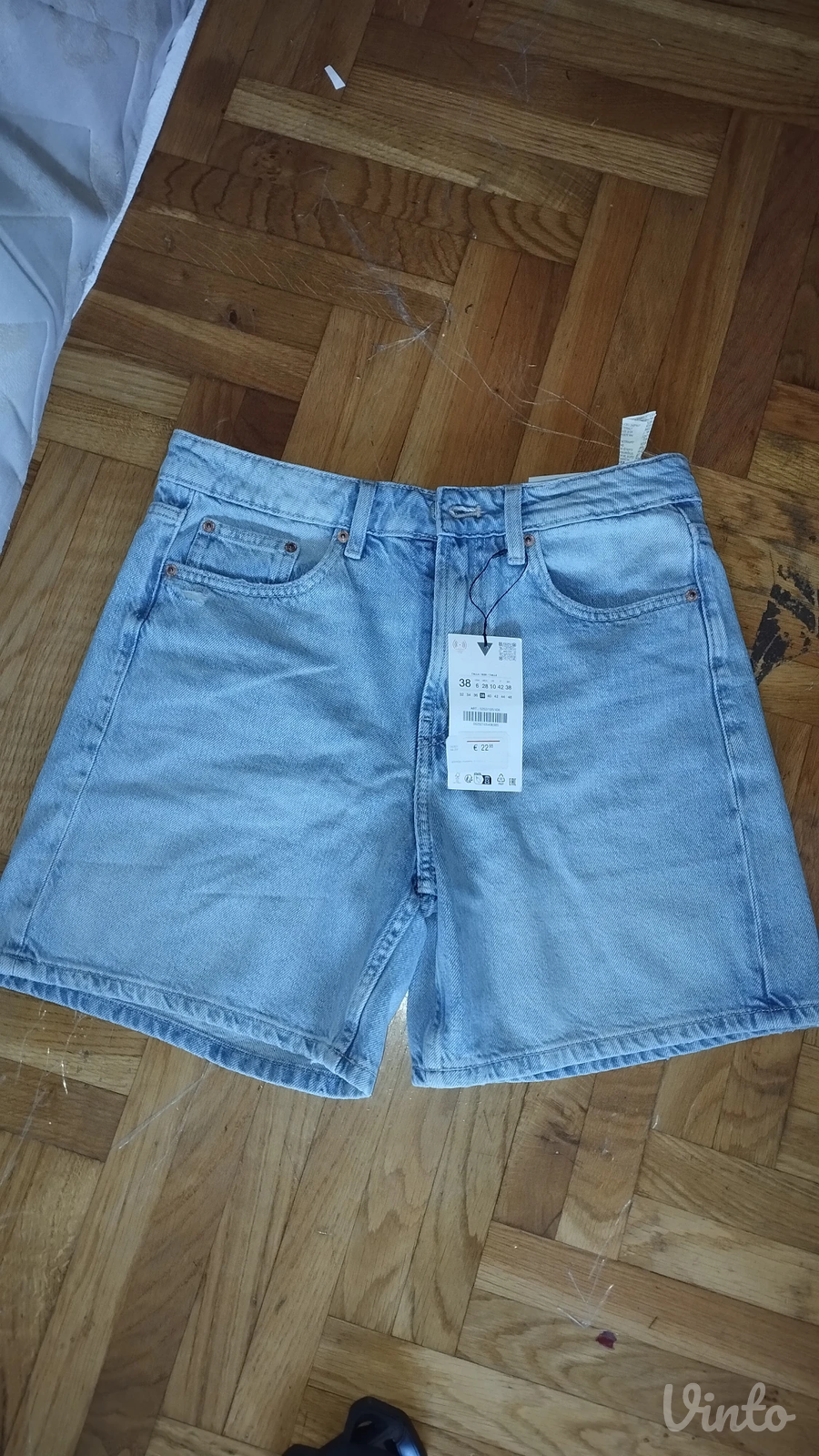 Teksas sorc Zara novo