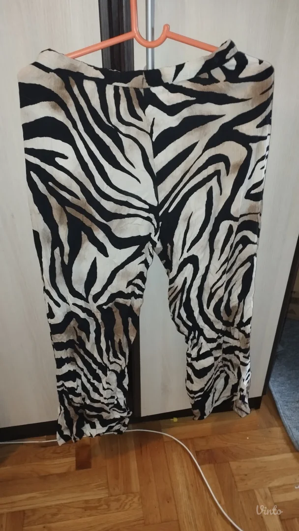Zara pantalone