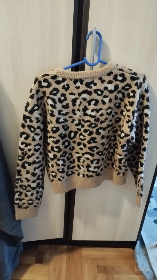 Zara dzemper novo 11-12y