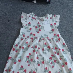 Haljina h&m novo 92vel