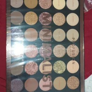 Novo Profesional cosmetics paleta senki 35