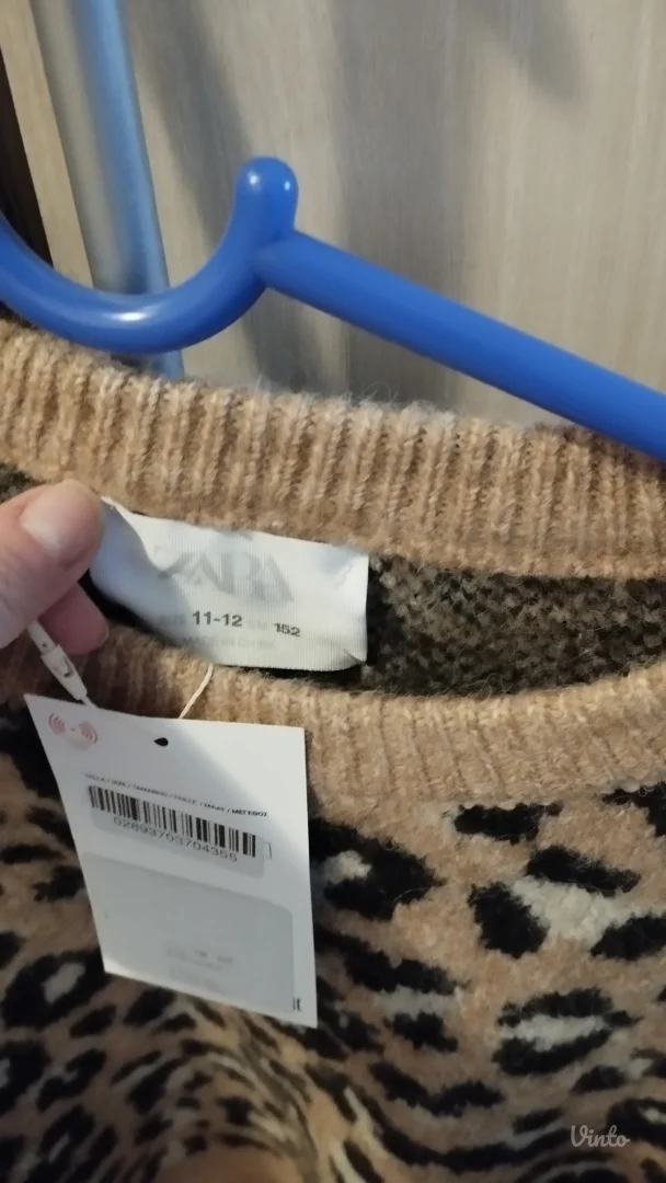 Zara dzemper novo 11-12y