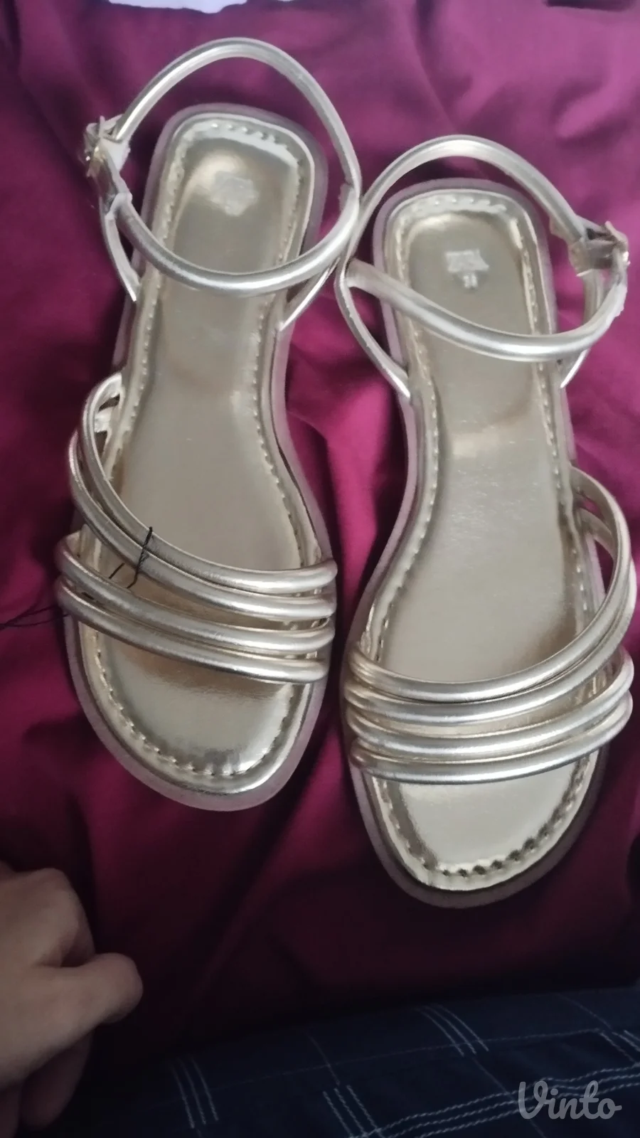 Sandale novo zara