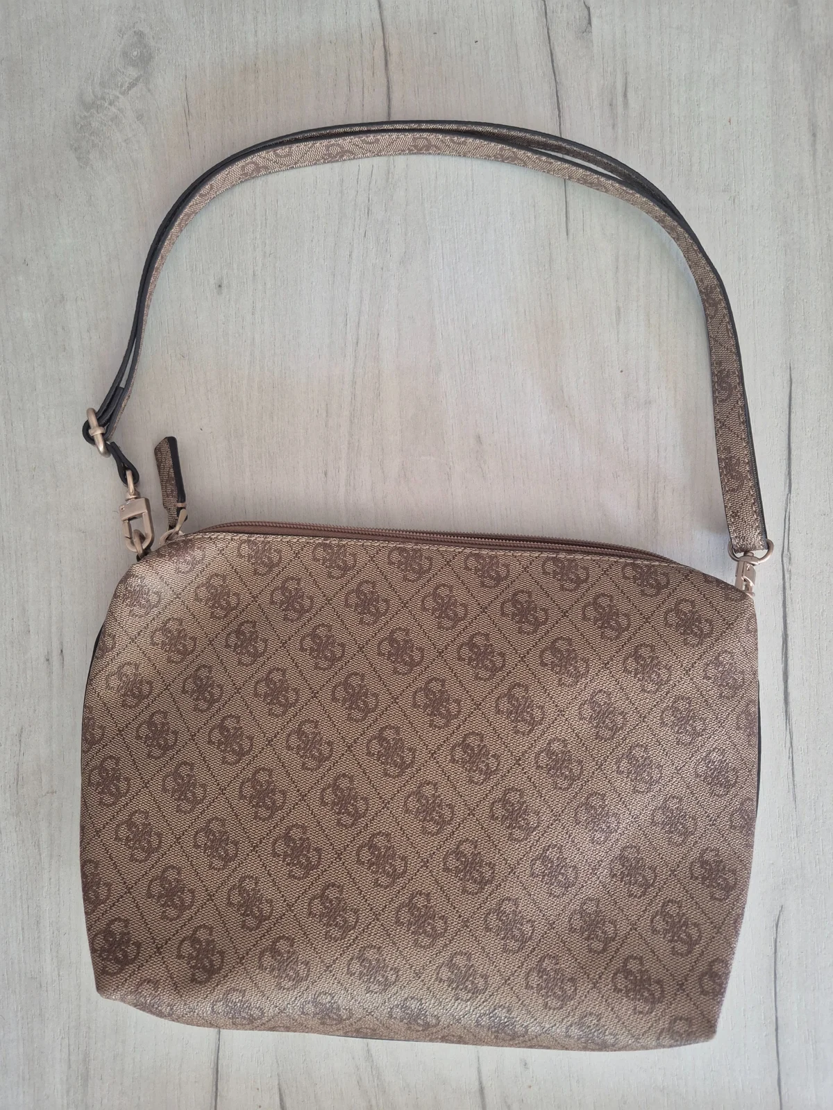 Guess torba