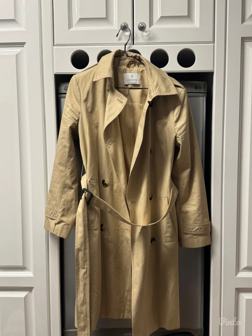 Zenske jakne i matnil