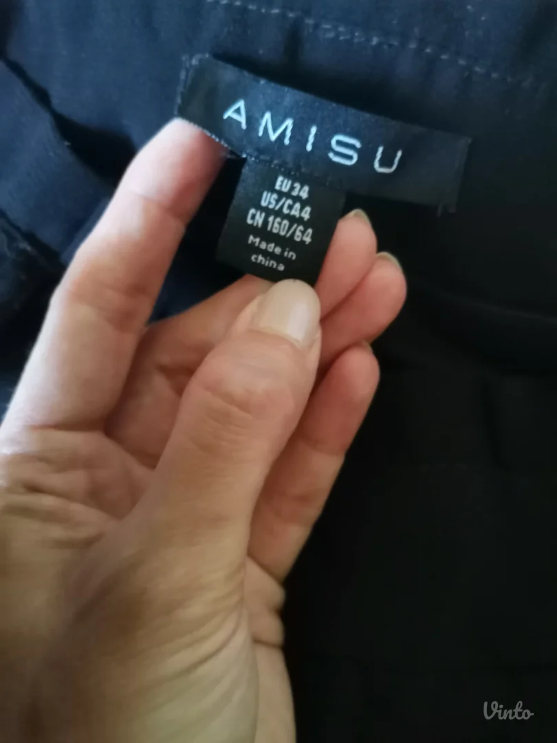 Crni šorts Amisu XS