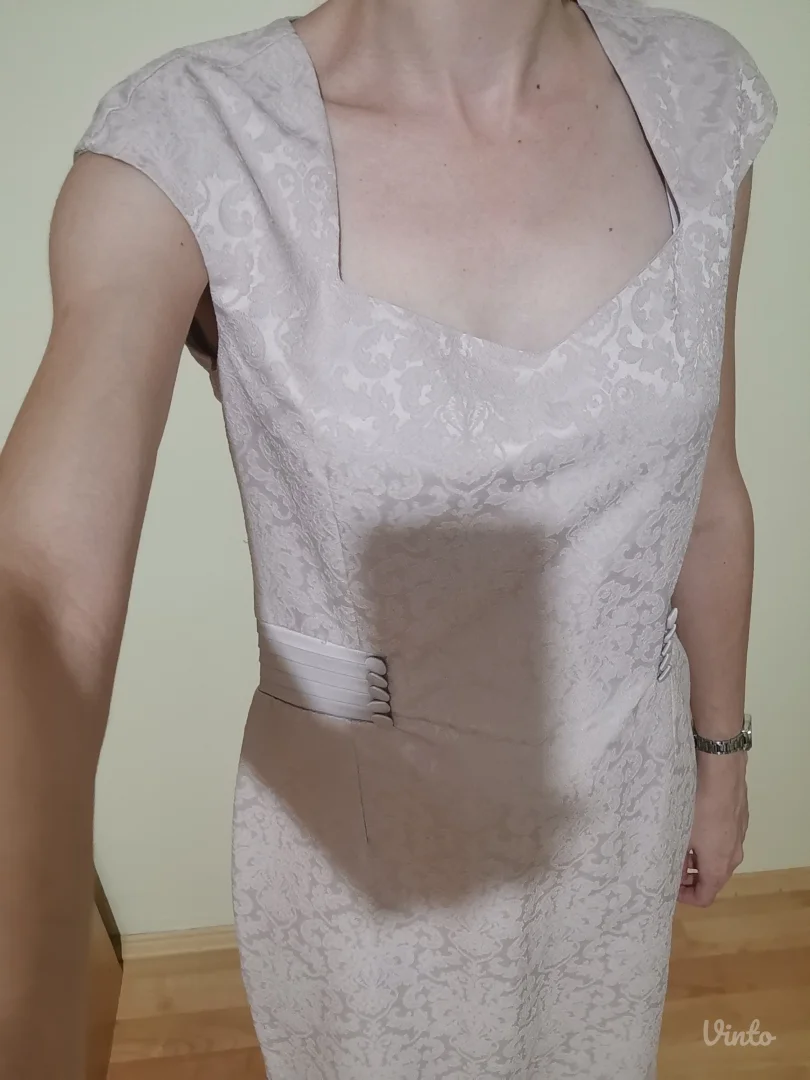 Bež elegantna haljina L