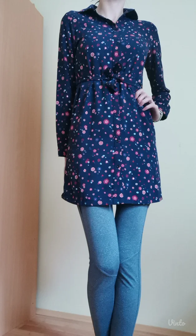 Cvetna košulja-haljina ili tunika XS