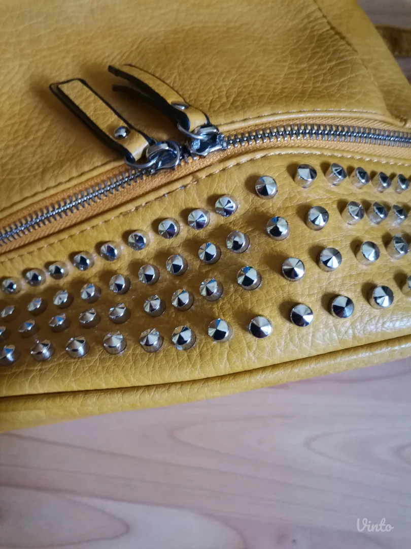 Ženski ranac / rančić