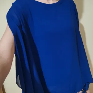 Plava haljina sa cvetnim dezenom