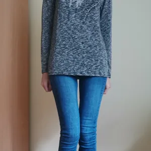 Siva melirana bluza L