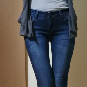 Legend ženske farmerke XS/S