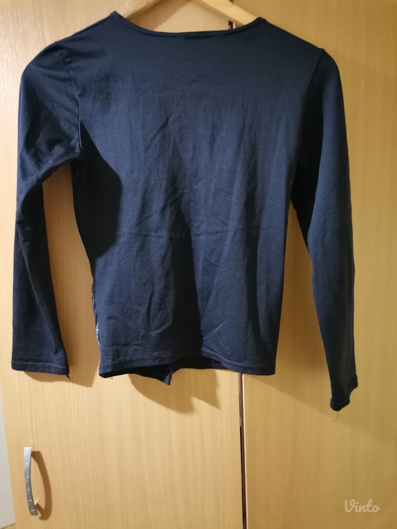 Crni blejzer / kardigan XS/S (poklon uz kupovinu)