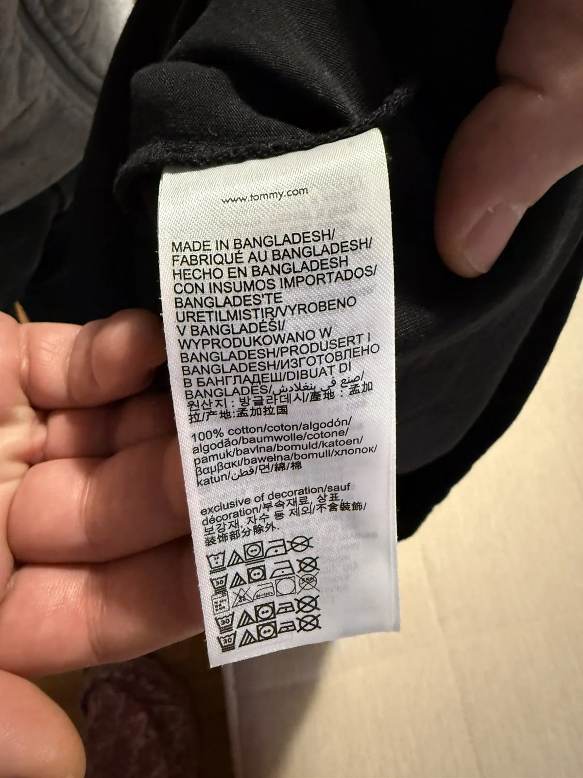 TOMMY JEANS Original muška majica (L) - Kolekcija 2023
