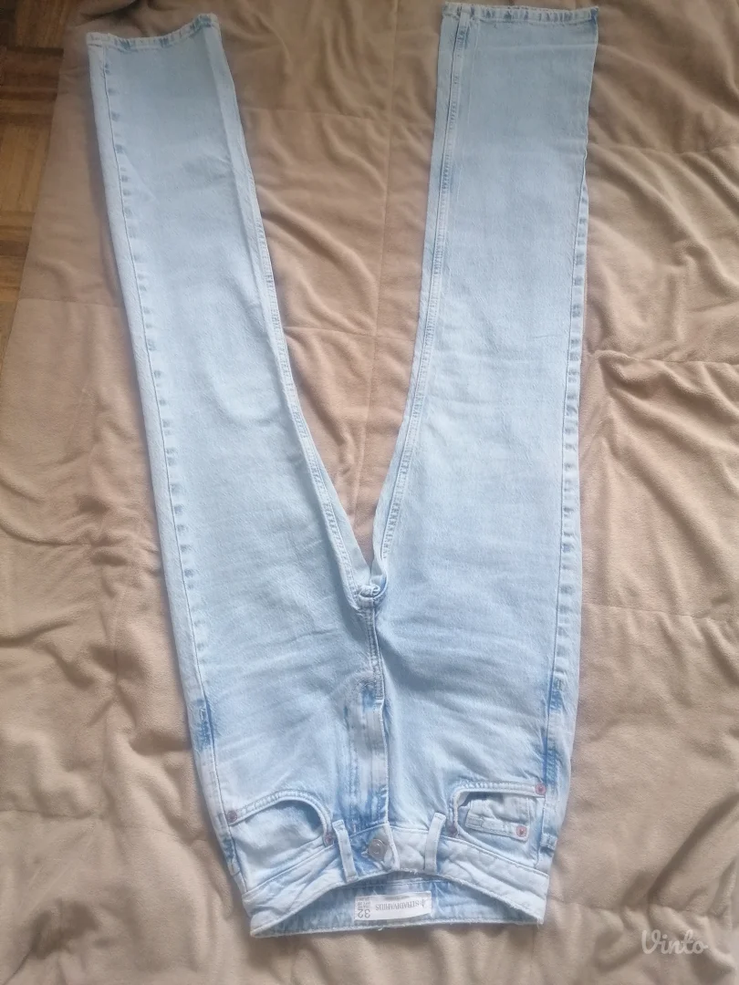 Stradivarius farmerke xxs