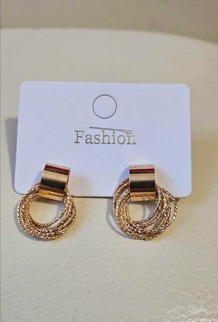 Twisted circles dangle minđuše, novo