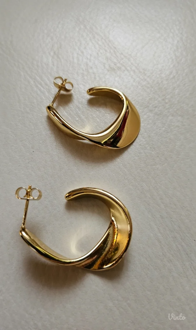 Atraktivne nove hoop twisted minđuše, zlatna boja