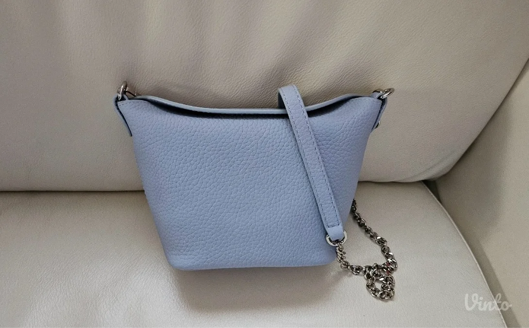 Kožna crossbody bucket baby blue torba