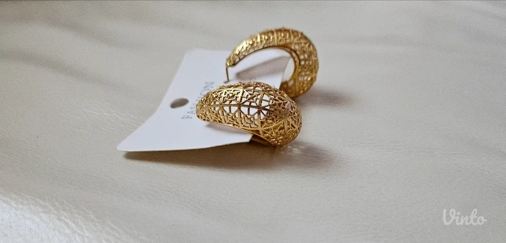 Chunky hoop minđuše sa filigranskim radom, novo