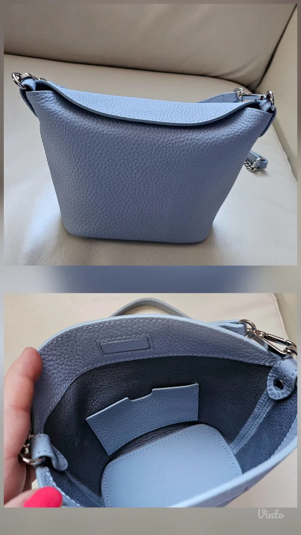 Kožna crossbody bucket baby blue torba