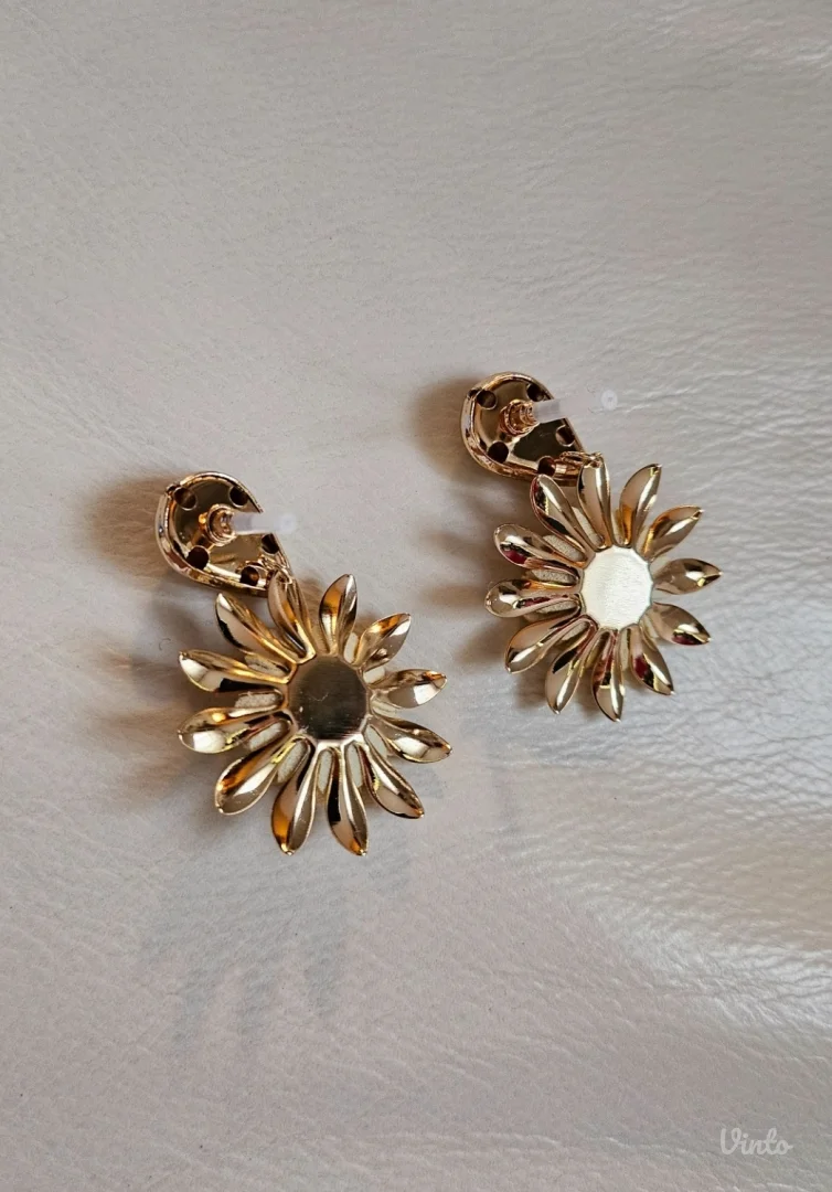 Flower dangle minđuše, zlatne boje