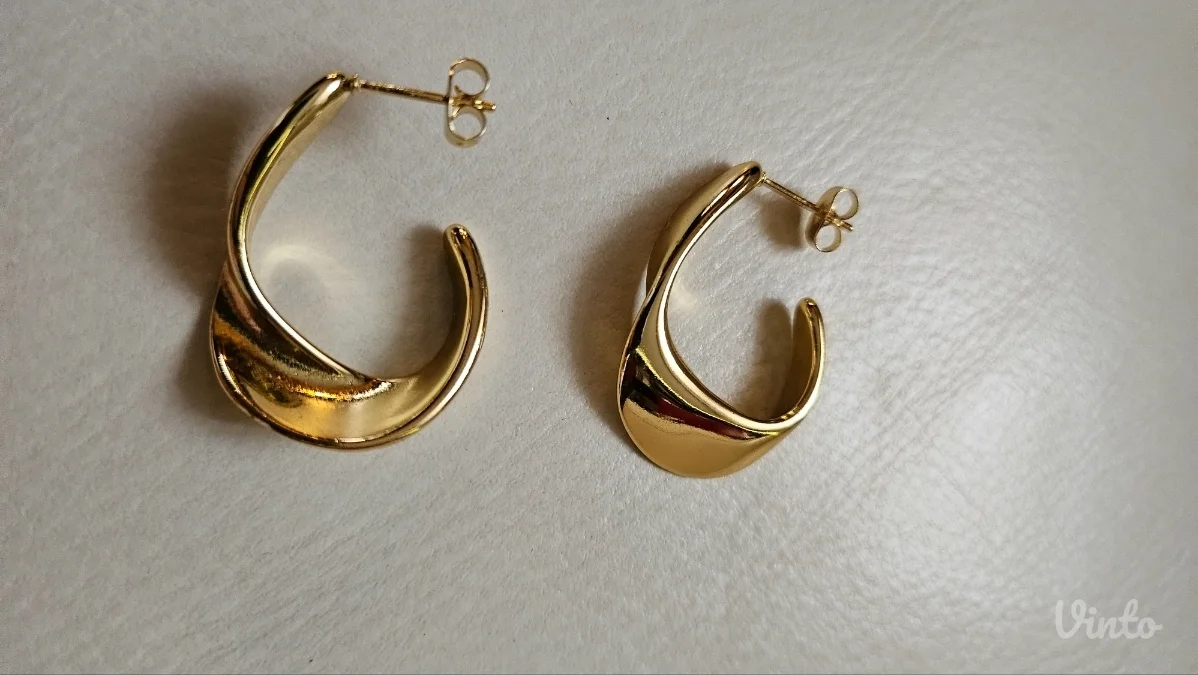 Atraktivne nove hoop twisted minđuše, zlatna boja