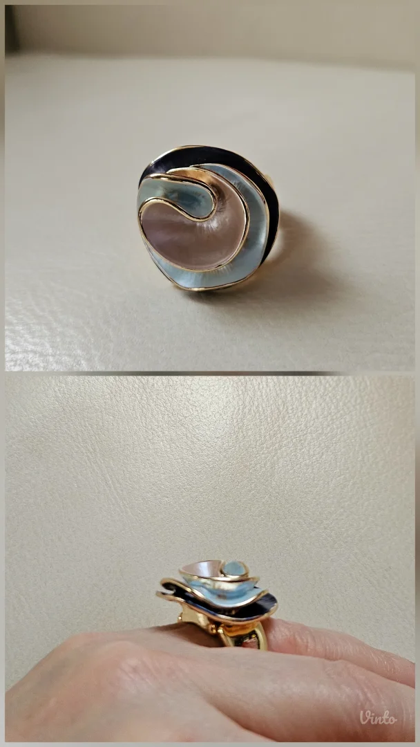 Statement emajl chunky flower prsten, novo