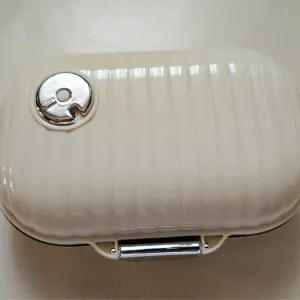 Dnevni organizator za lekove/suplemente, 7 dana