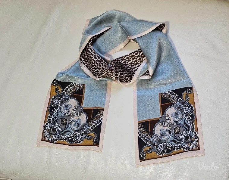 Abstrakt svilena esarpa, novo