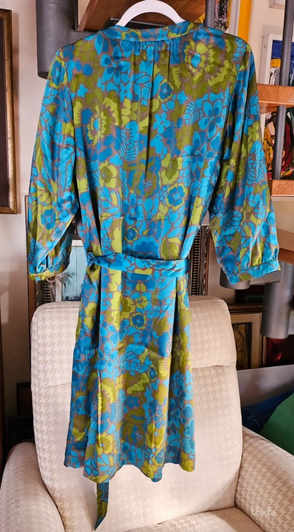 Escada svilena nova prelepa haljina, original