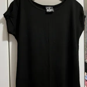 Rang crna ženska majica