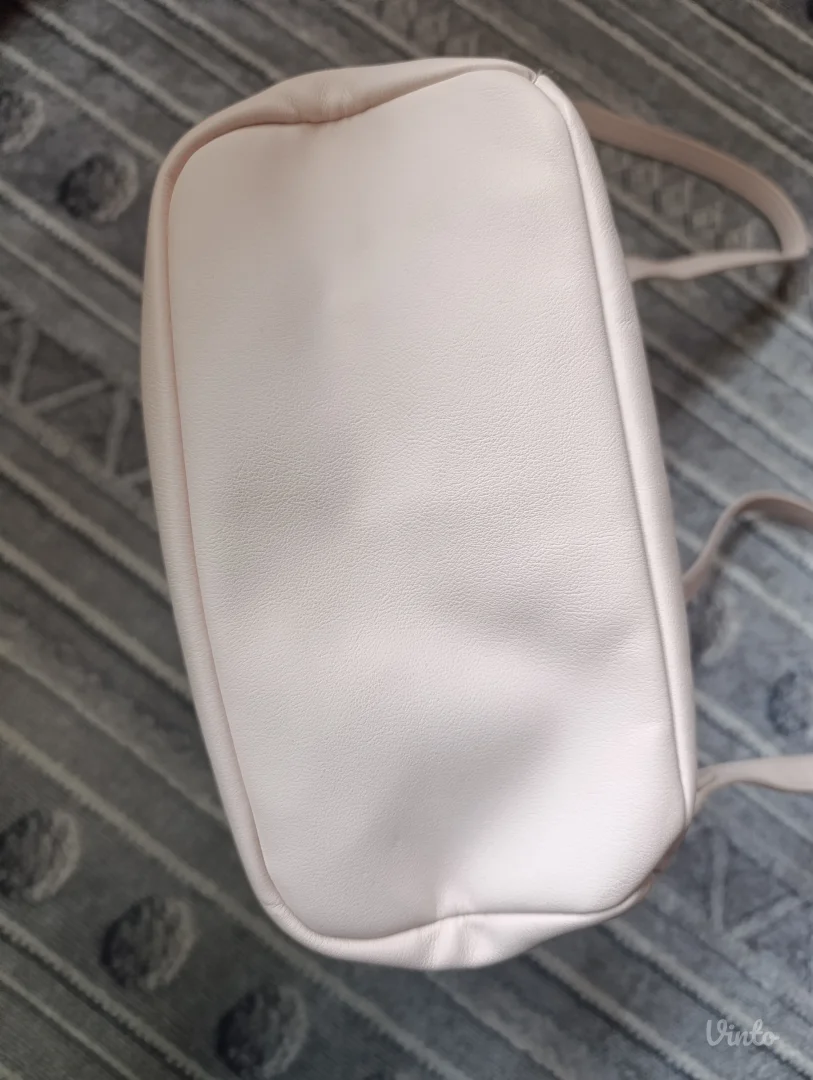 Nov Kenzo ranac puder roze boje